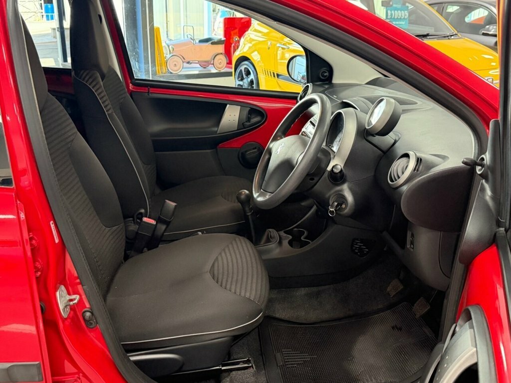 Peugeot 107 1.0 12V Allure Euro 5 Red #15