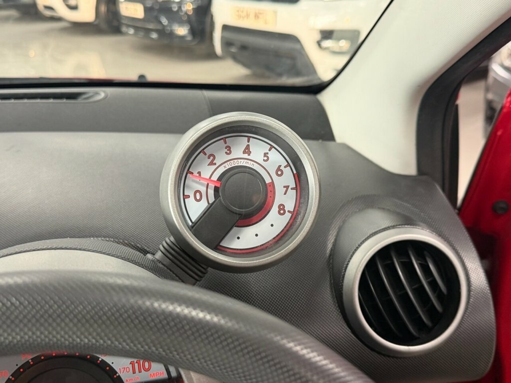 Peugeot 107 1.0 12V Allure Euro 5 Red #19