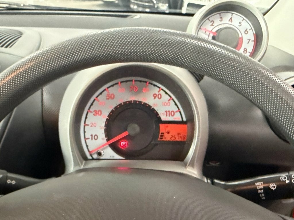 Peugeot 107 1.0 12V Allure Euro 5 Red #20