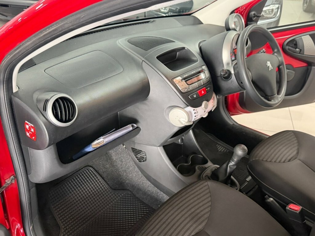 Peugeot 107 1.0 12V Allure Euro 5 Red #26
