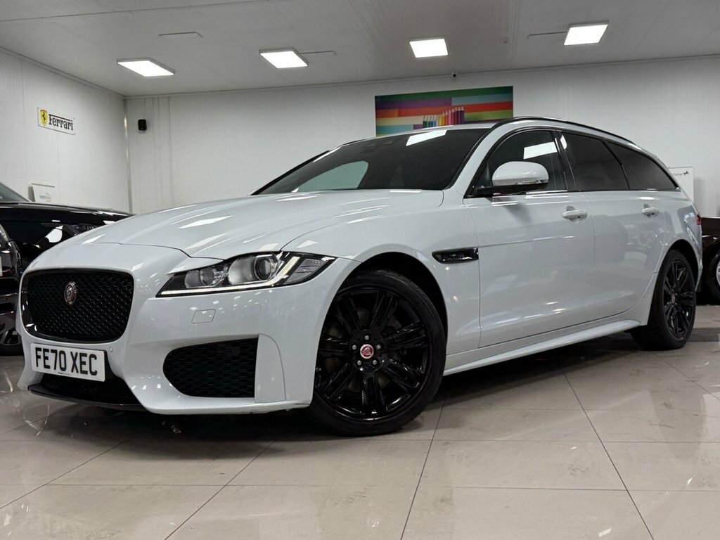 Jaguar XF 2L Chequered Flag White