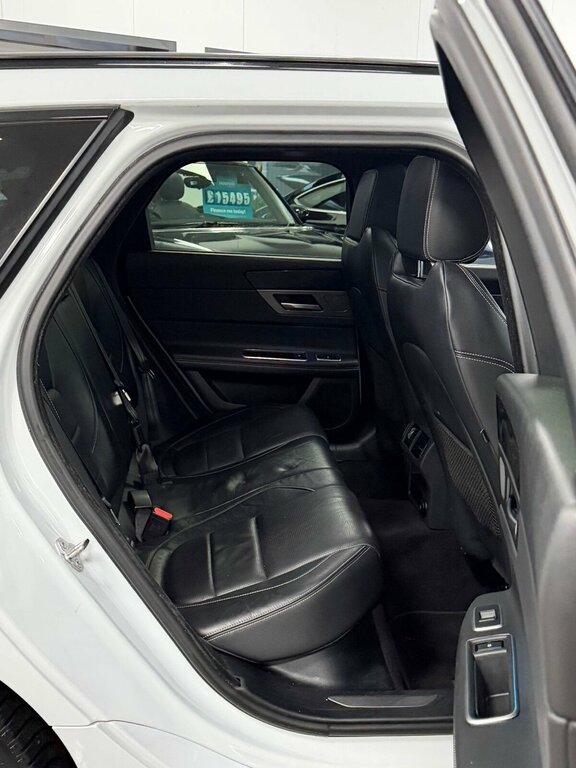 Jaguar XF 2.0D Chequered Flag Sportbrake Euro 6 Ss 5 #48