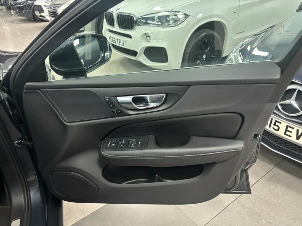 Volvo S60 2.0 T5 R Design Plus Grey #15