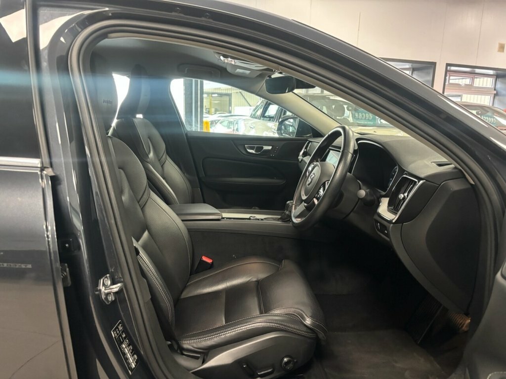 Volvo S60 2.0 T5 R Design Plus Grey #16