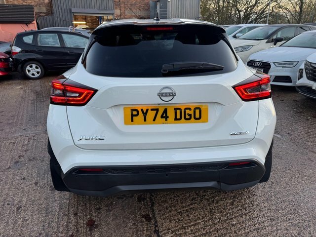Nissan Juke 1.6 N-connecta Euro 6 PY74DGO White #5