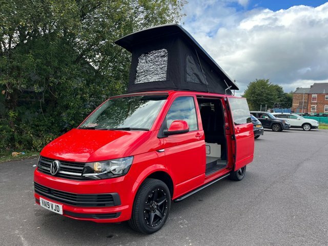 Volkswagen Transporter 2.0 Bitdi T30 Bluemotion Tech Edition Fwd Swb Euro VA19VJD Red #3