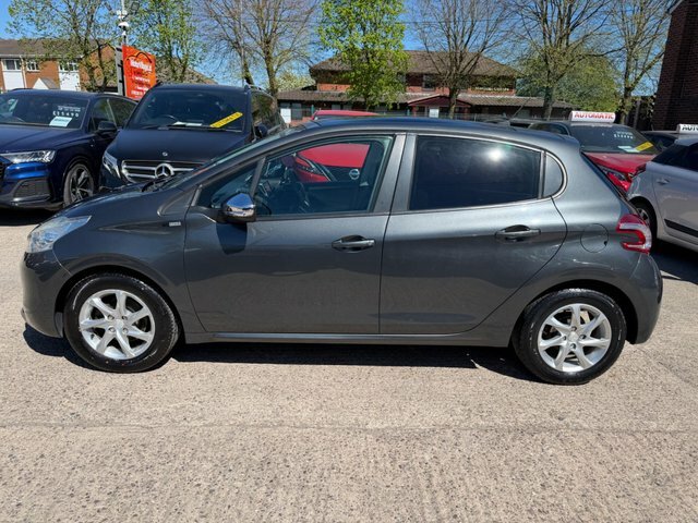 Peugeot 208 1.2 Vti Puretech Style Euro 5 Grey #5