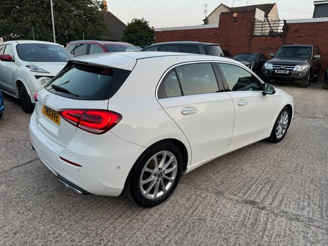 Mercedes-Benz A Class 1.5 A180d Sport Premium 7G-dct Euro 6 Ss YM19RVE White #6