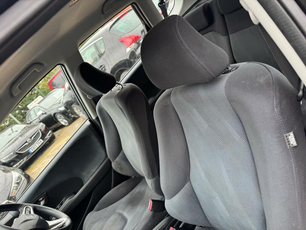 Honda Jazz Hatchback 200959 Silver #57
