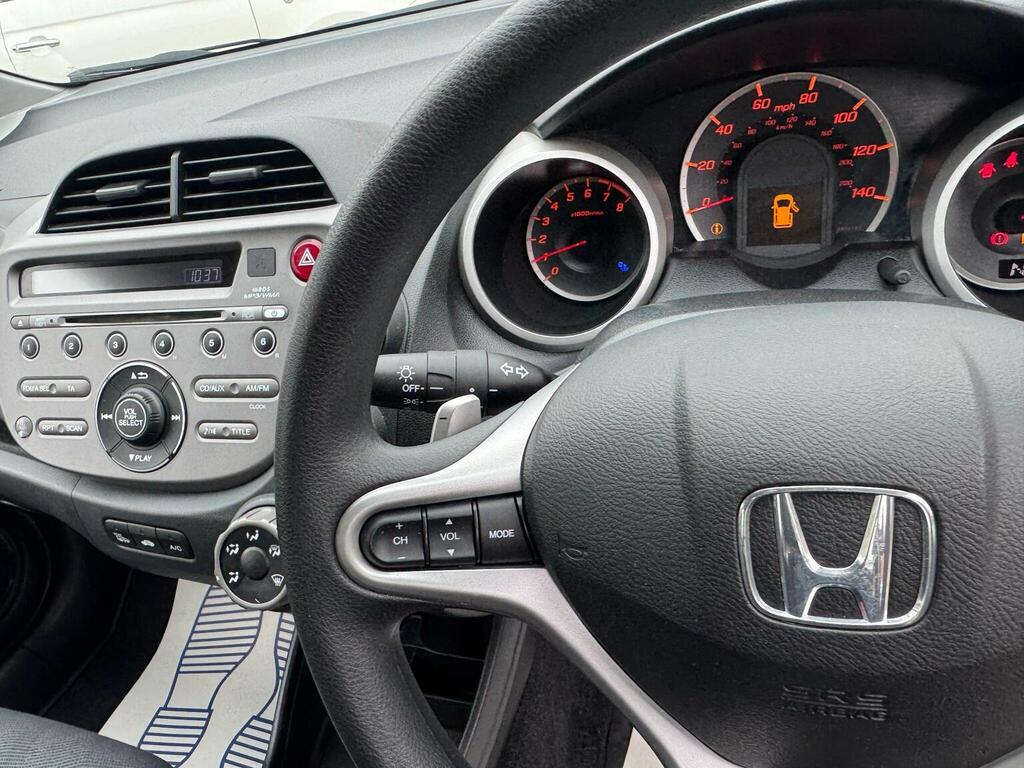 Honda Jazz Hatchback 200959 Silver #46