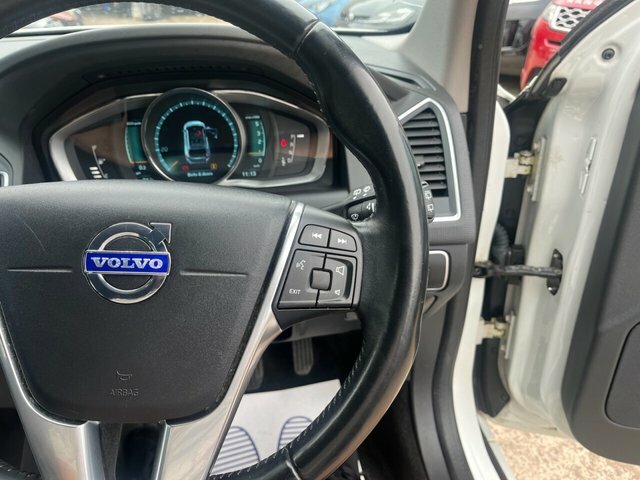 Volvo XC60 D4 Se Lux Nav Red #18