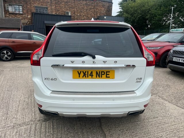 Volvo XC60 2.4 D5 Se Lux Nav Suv Geartronic Awd Eu White #6