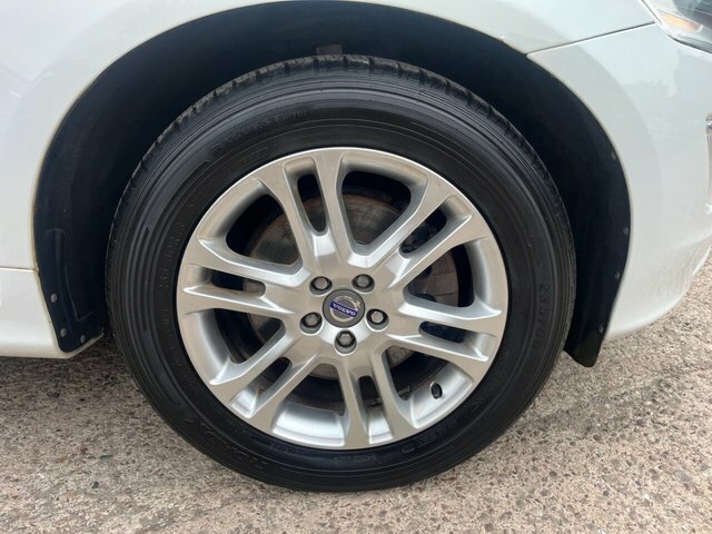 Volvo XC60 D4 Se Lux Nav Red #28