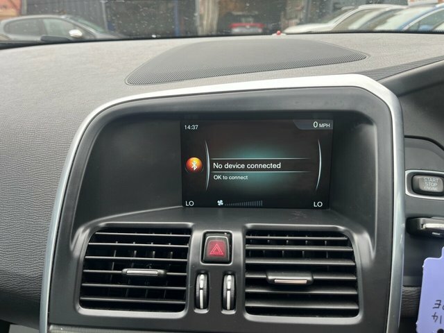 Volvo XC60 D4 Se Lux Nav Red #22