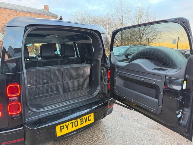 Land Rover Defender 110 Sd4 Se Silver #39