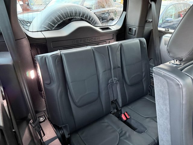Land Rover Defender 110 Sd4 Se Silver #18