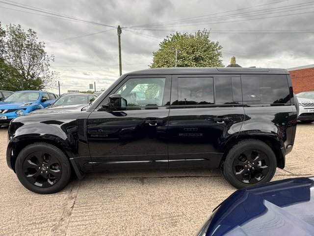 Land Rover Defender 110 Sd4 Se Silver #8