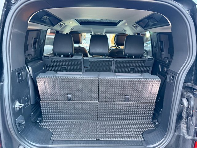 Land Rover Defender 110 Sd4 Se Silver #30