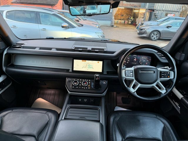 Land Rover Defender 110 Sd4 Se Silver #16