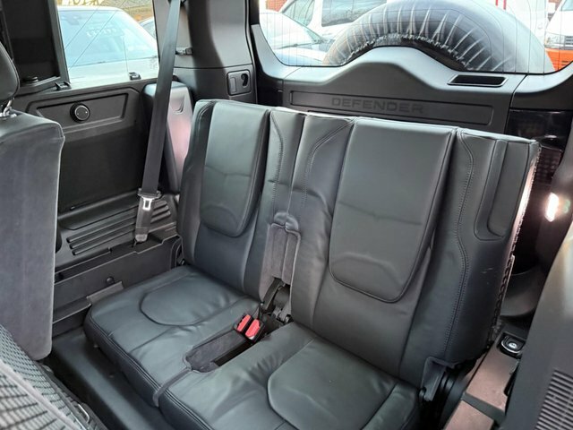 Land Rover Defender 110 Sd4 Se Silver #27