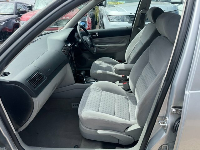 Volkswagen Golf 2001 1.6L Se 102 Bhp Silver #13