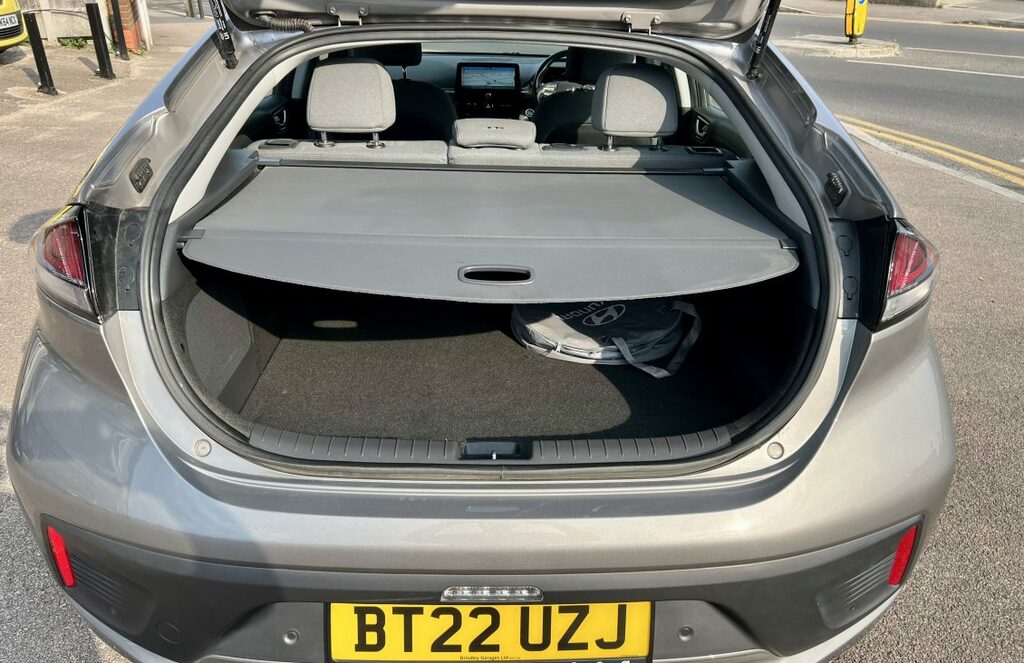 Hyundai Ioniq 1.6 Gdi Hybrid Se Connect Dct Red #18
