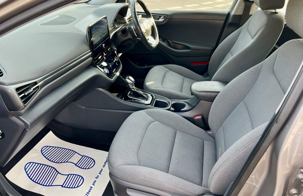 Hyundai Ioniq 1.6 Gdi Hybrid Se Connect Dct Red #35