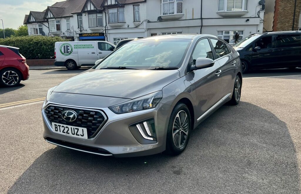 Hyundai Ioniq Hatchback Grey #2