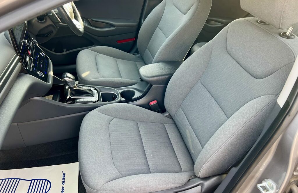 Hyundai Ioniq 1.6 Gdi Hybrid Se Connect Dct Red #36