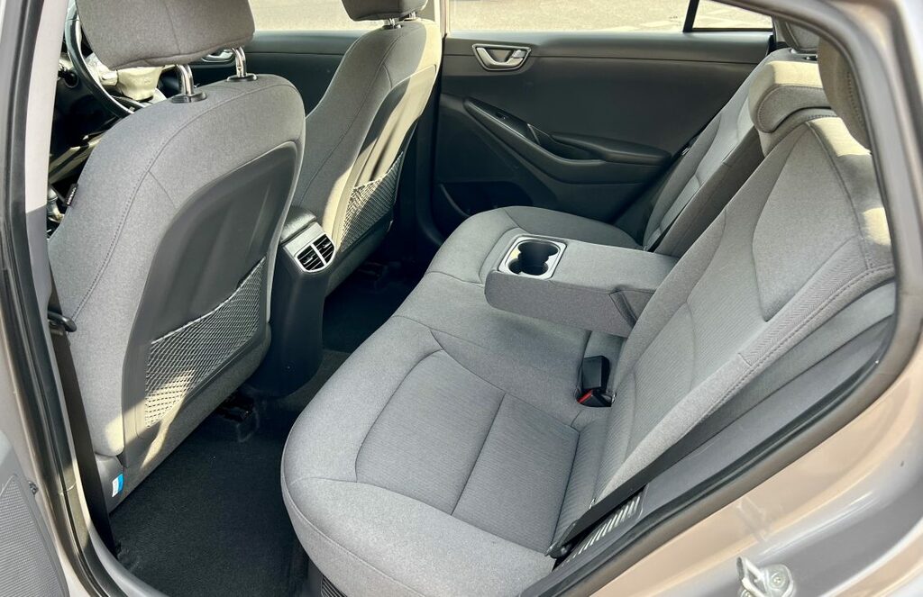 Hyundai Ioniq 1.6 Gdi Hybrid Se Connect Dct Red #38