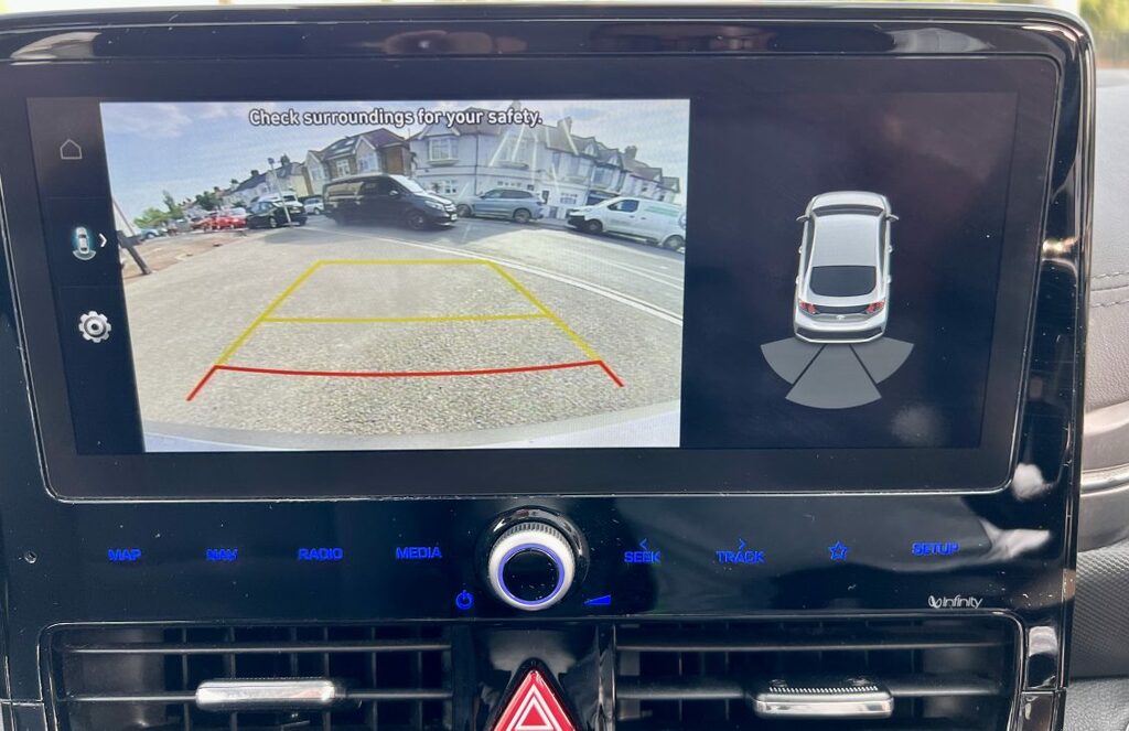 Hyundai Ioniq 1.6 Gdi Hybrid Se Connect Dct Red #21