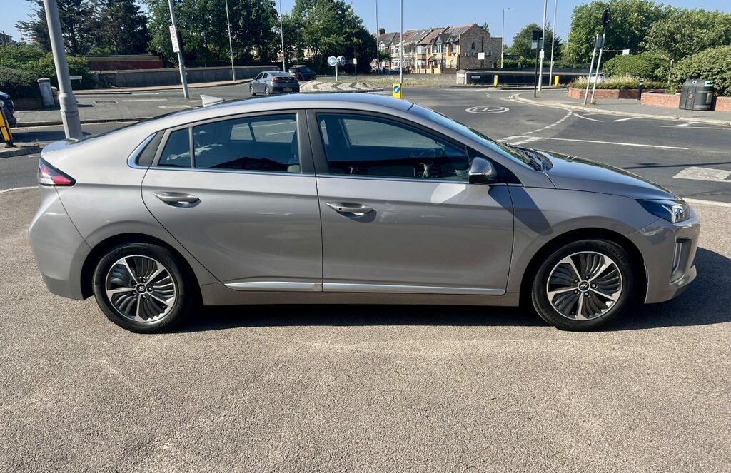 Hyundai Ioniq Hatchback Grey #6
