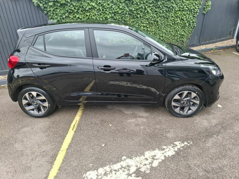 Hyundai I10 1.0 63 Advance Nav AO26KKH Black #2