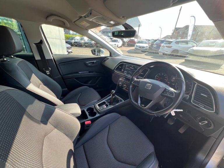 Seat Leon 1.5 Tsi Evo Fr Ez YH68ESC Silver #6