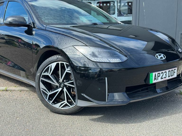 Hyundai Ioniq 6 168Kw Premium 77Kwh Black #2