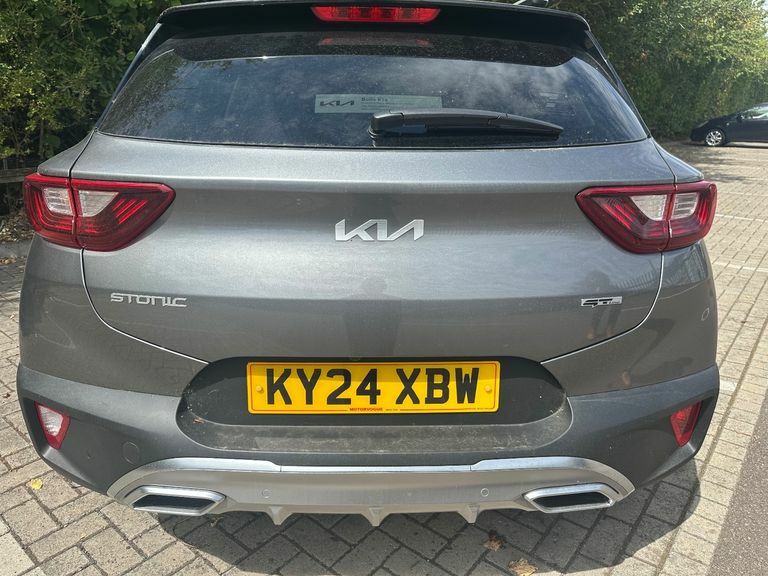 Kia Stonic 1.0T Gdi 48V Gt-line S Dct Grey #5