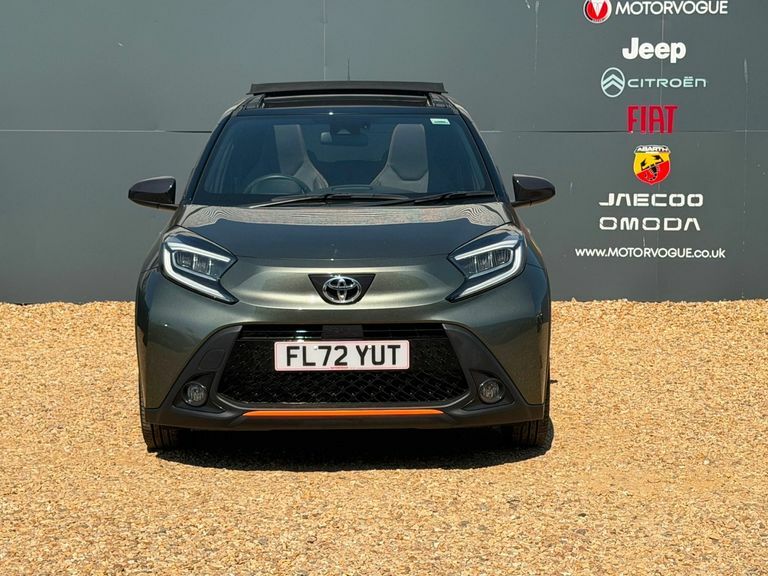 Toyota Aygo X 1.0 Vvt-i Limited Edition FL72YUT Grey #2