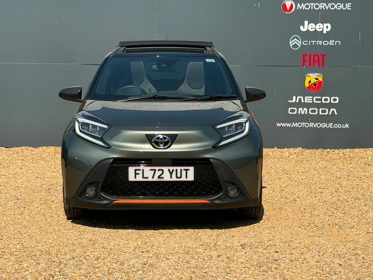Toyota Aygo X 1.0 Vvt-i Limited Edition FL72YUT Grey #3