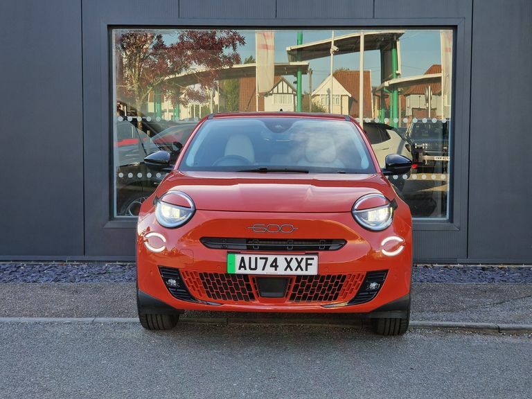 Fiat 600e 115Kw La Prima 54Kwh Orange #2