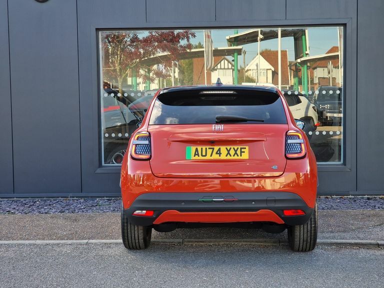 Fiat 600e 54Kwh La Prima Suv 156 Ps, F Green #11