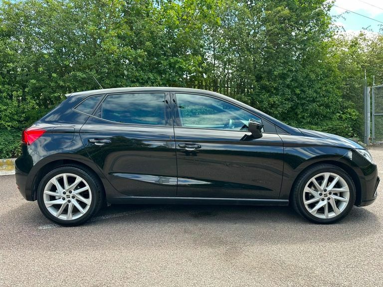 Seat Ibiza 1.0 Tsi 115 Fr Dsg Black #4