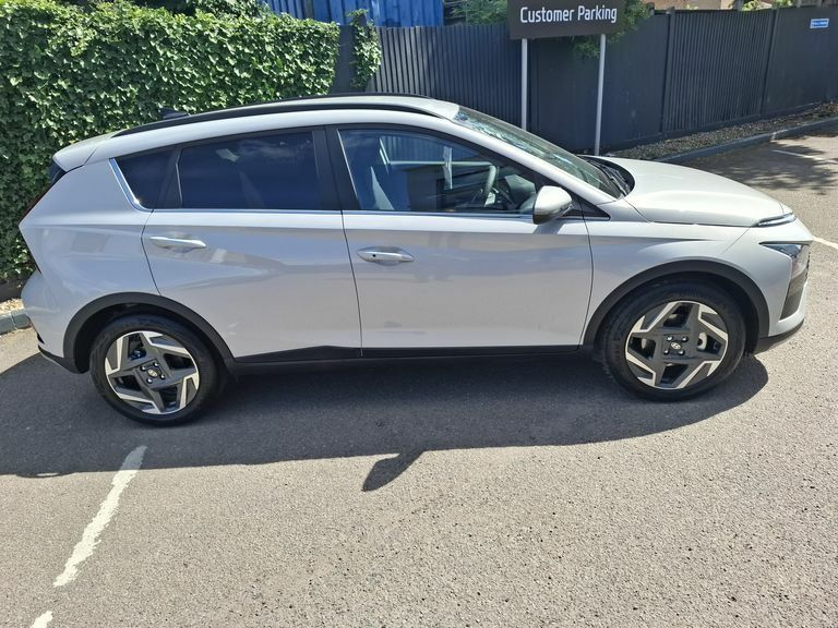 Hyundai Bayon 1.0 Tgdi 90 Tech Line Dct Grey #2