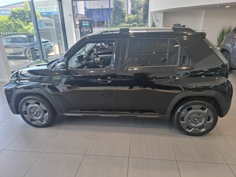 Hyundai Inster 85Kw Cross 49Kwh Black #6