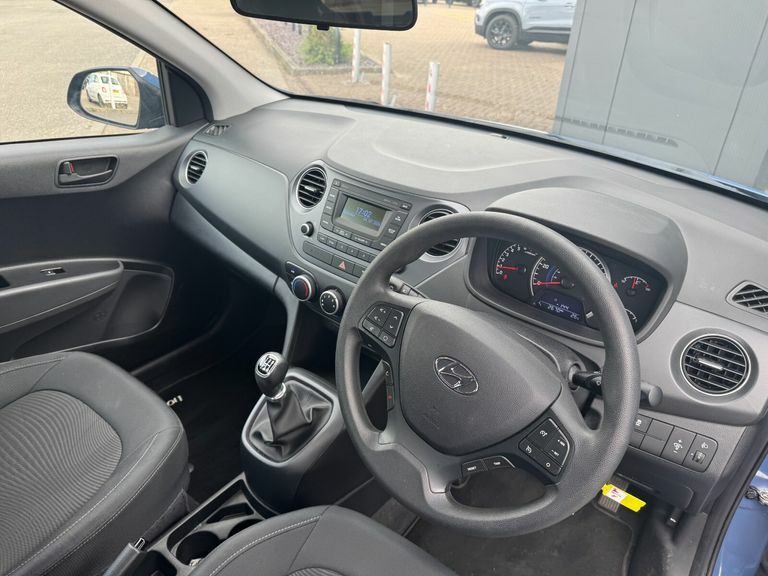 Hyundai I10 1.2 Premium Se Hatchback Euro 6 White #10