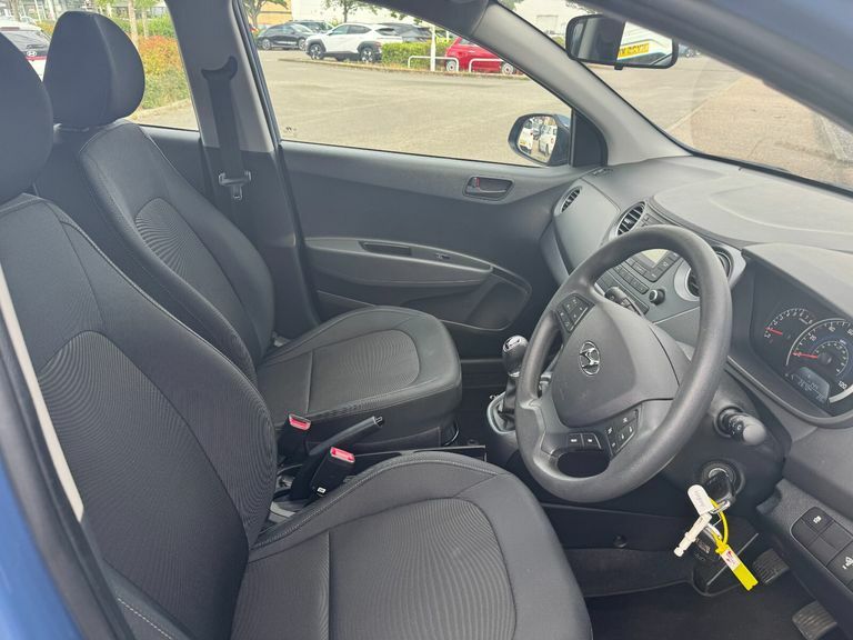 Hyundai I10 1.2 Premium Se Hatchback Euro 6 White #9