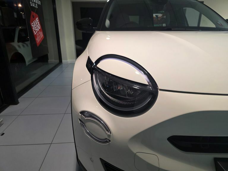 Fiat 600e 115Kw La Prima 54Kwh Black #5