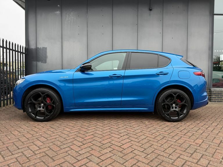 Alfa Romeo Stelvio 2.0 Turbo 280 Veloce Lim. Slip Diff. Blue #6