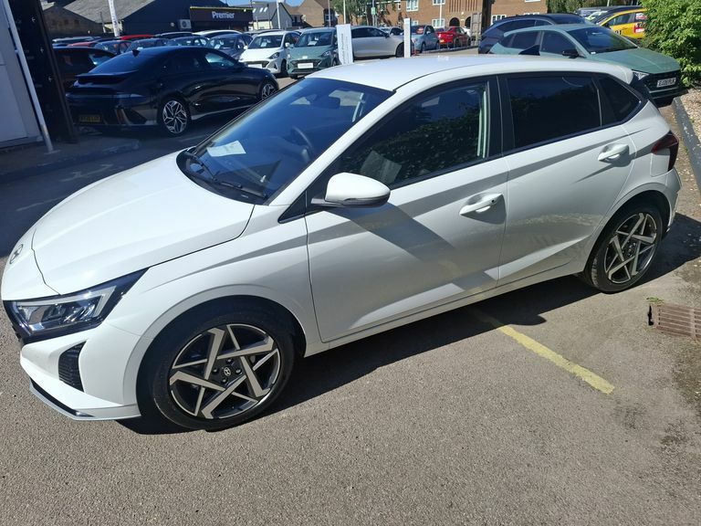 Hyundai I20 1.0T Gdi 90 Tech Line White #5