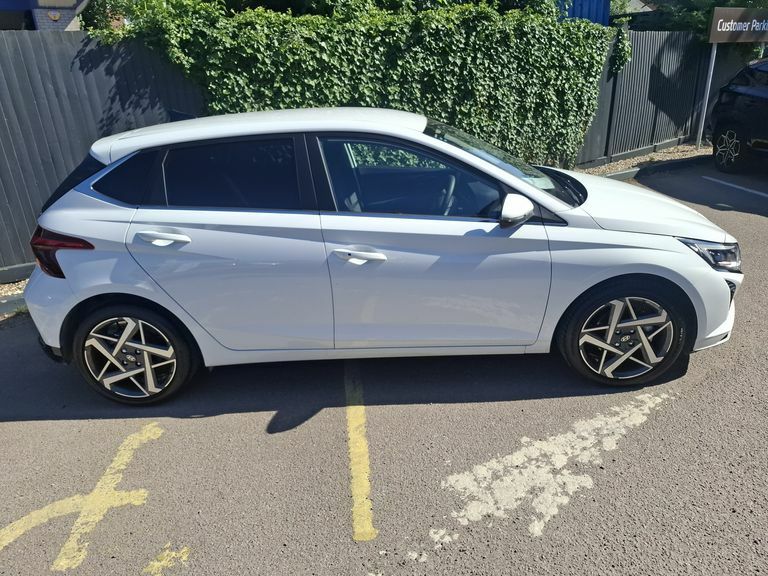 Hyundai I20 1.0T Gdi 90 Tech Line White #2