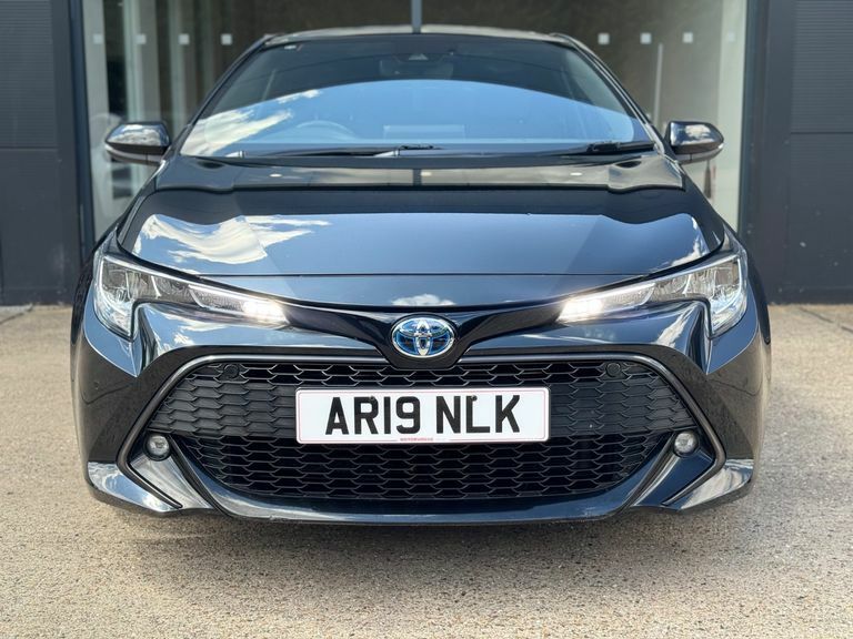 Toyota Corolla 1.8 Vvt-i Hybrid Design Cvt AR19NLK Black #4